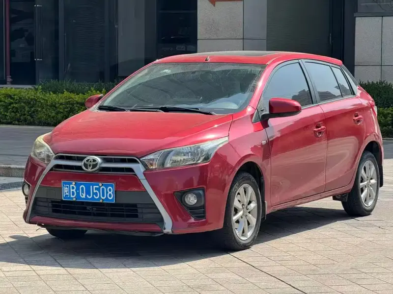 Toyota Yaris L, 2015