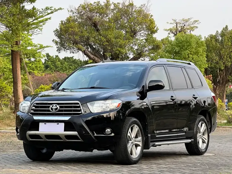 Toyota Highlander, 2011 — фото 1