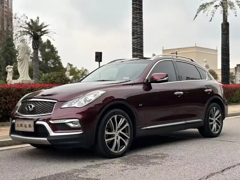 Infiniti QX50, 2016