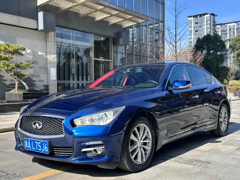 Infiniti Q50L, 2018