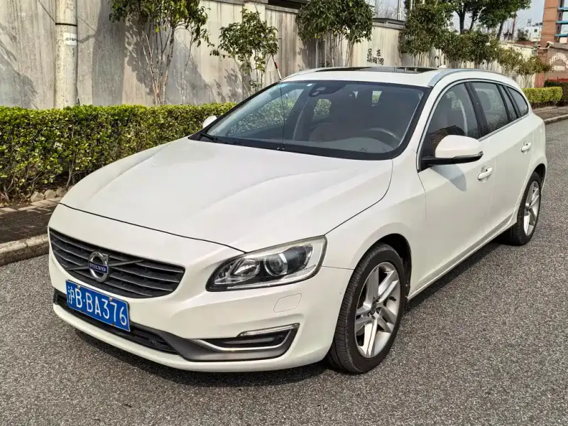 Volvo V60, 2016