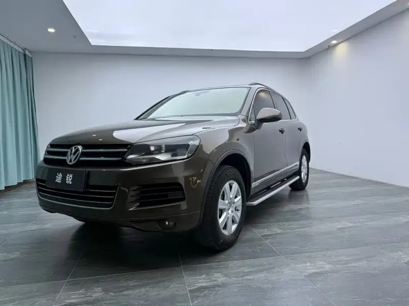 Volkswagen Touareg, 2014