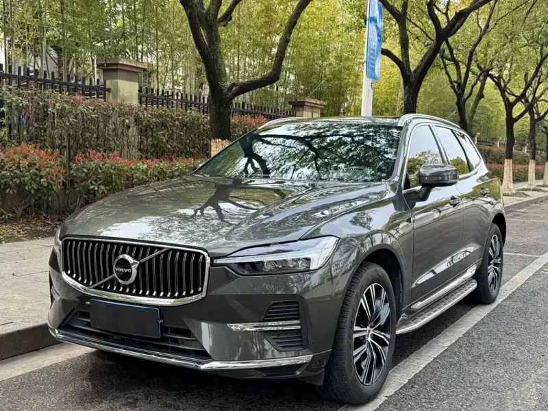 Volvo XC60, 2021 — фото 1