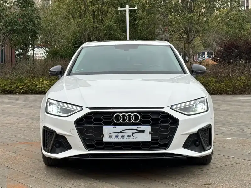 Audi A4L, 2022
