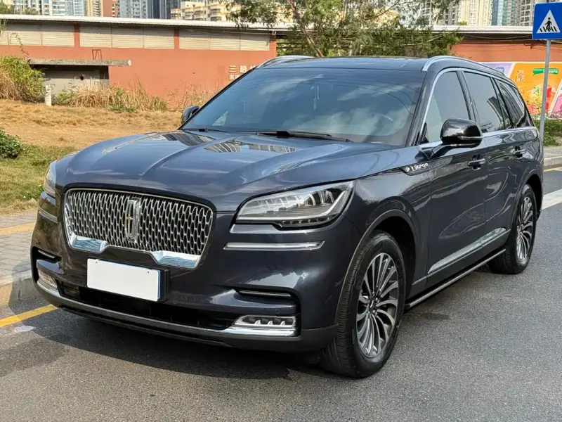 Lincoln Aviator, 2023