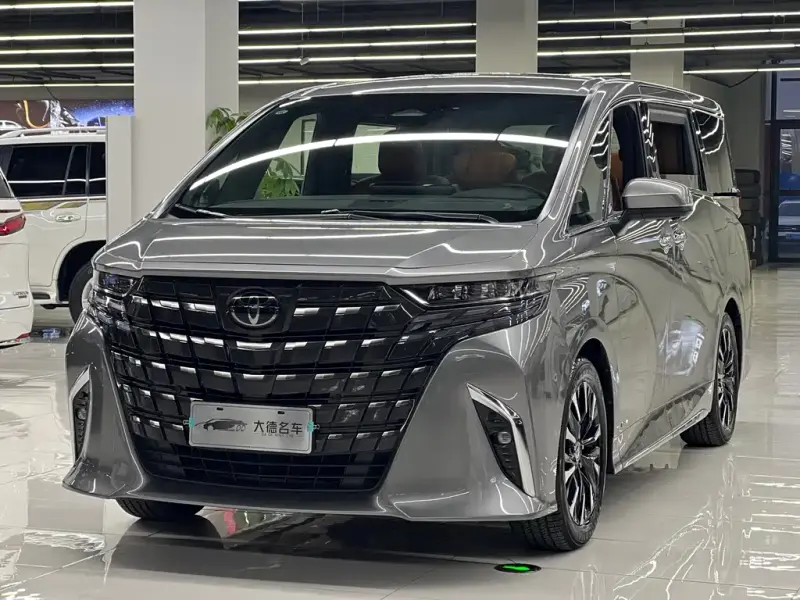 Toyota Alphard, 2023