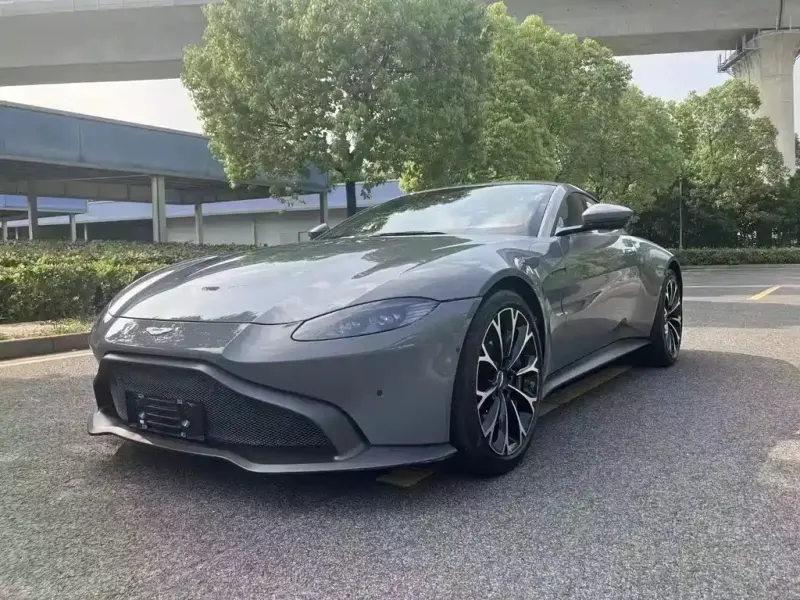 Aston Martin V8 Vantage, 2021
