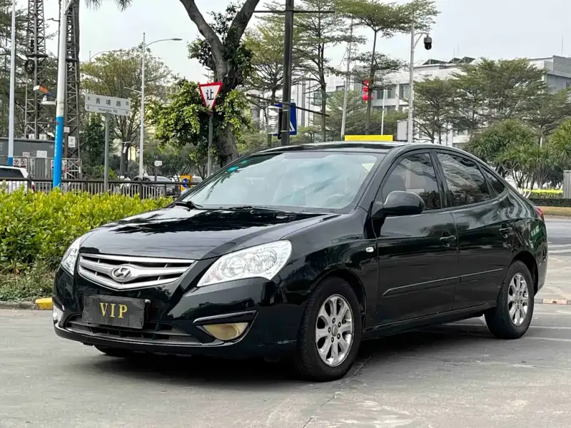 Hyundai Elantra, 2010 — фото 1