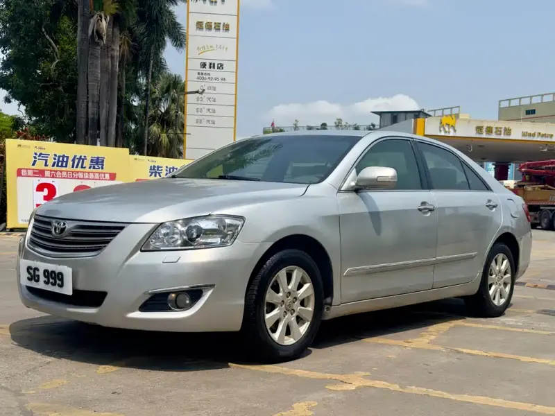 Toyota Camry, 2006