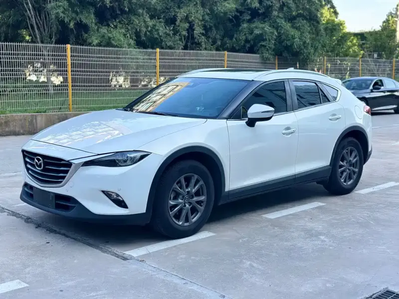 Mazda CX-4, 2018 — фото 1
