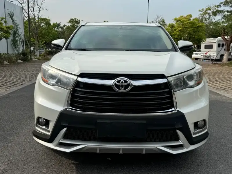 Toyota Highlander, 2015