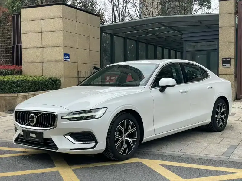 Volvo S60, 2024