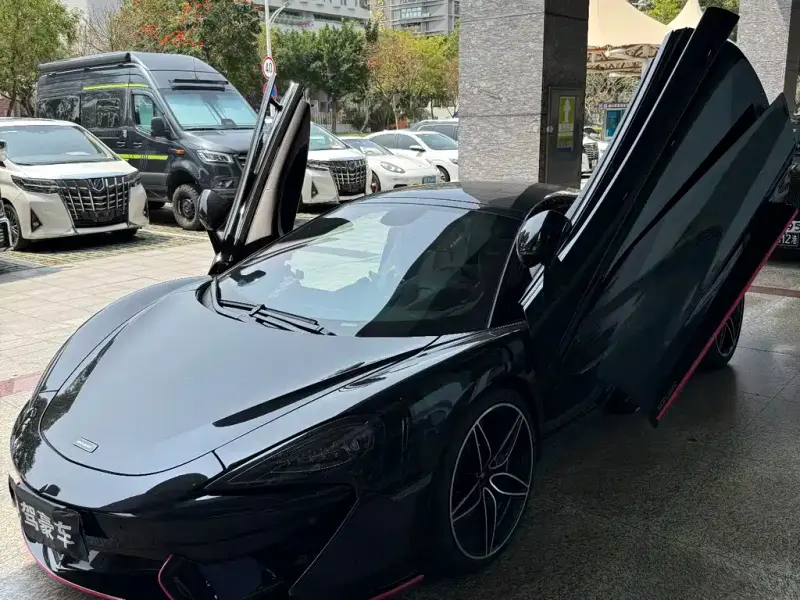 McLaren 570, 2019
