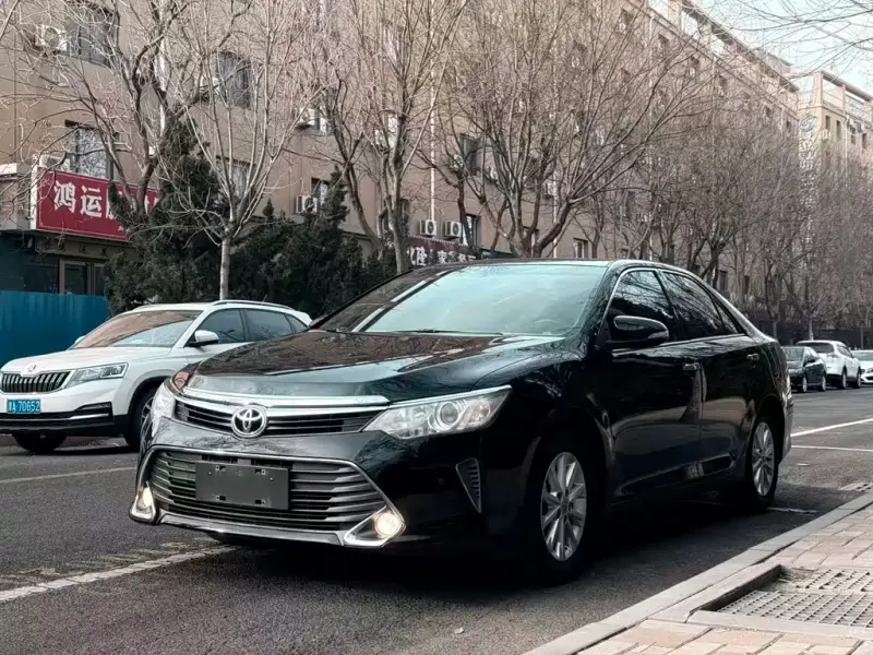 Toyota Camry, 2016