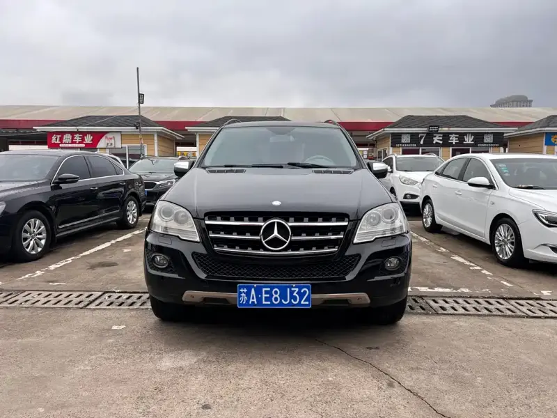 Mercedes-Benz M-Class, 2010