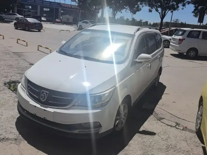 Baojun 730, 2017