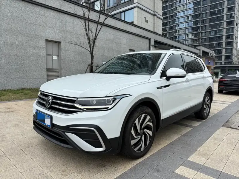Volkswagen Tiguan L, 2023