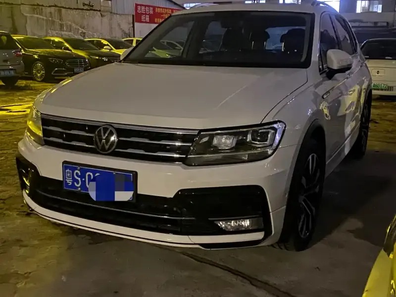 Volkswagen Tiguan L, 2021