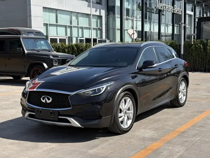 Infiniti QX30, 2017