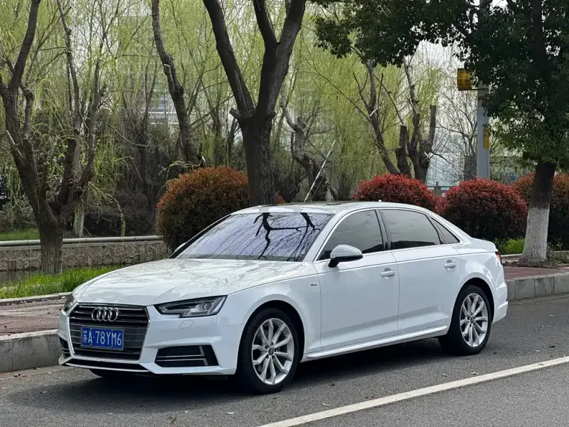 Audi A4L, 2018