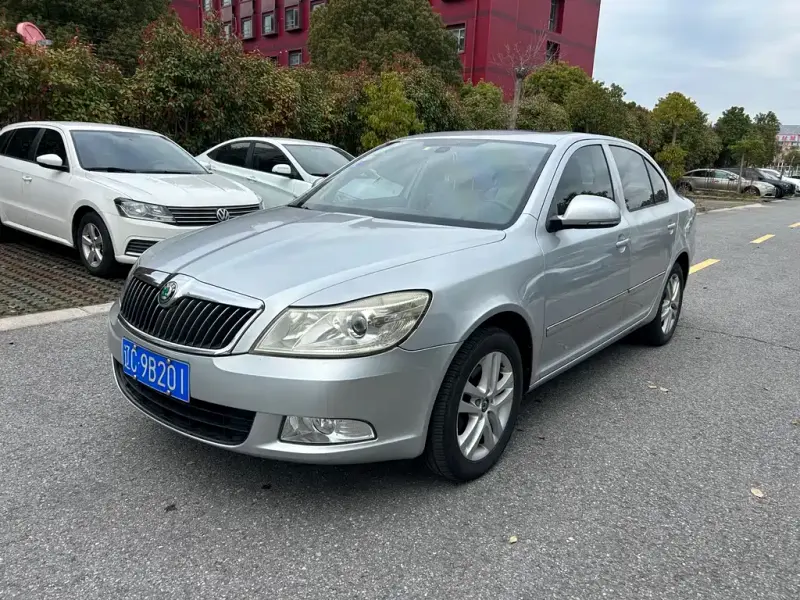 Skoda Octavia, 2013 — фото 1