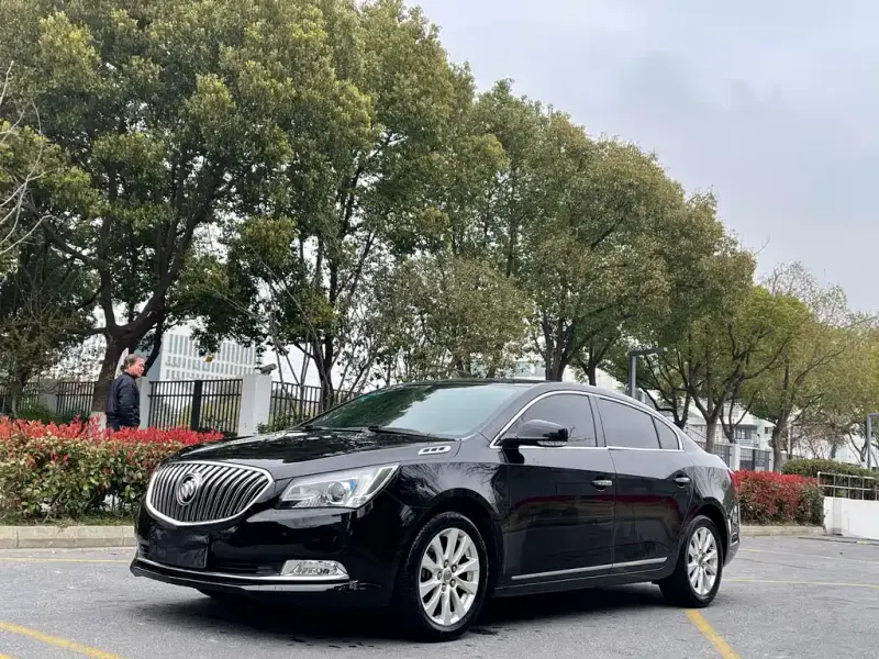 Buick LaCrosse, 2016 — фото 1