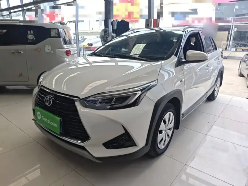 Toyota Yaris L, 2022 — фото 1