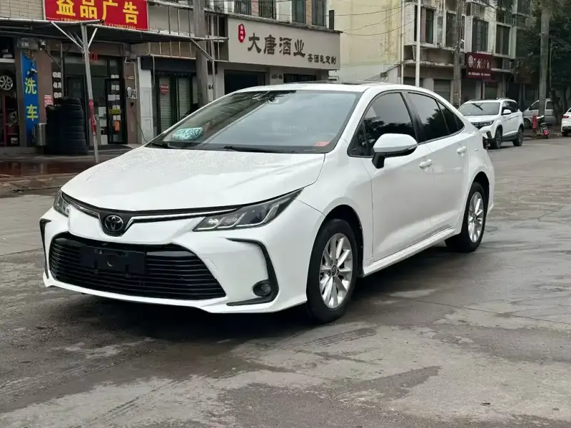 Toyota Corolla, 2021 — фото 1