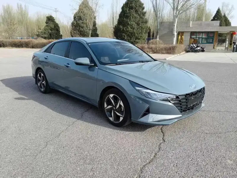 Hyundai Elantra, 2021
