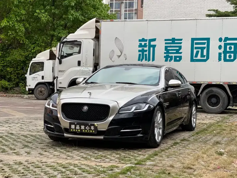 Jaguar XJ, 2013