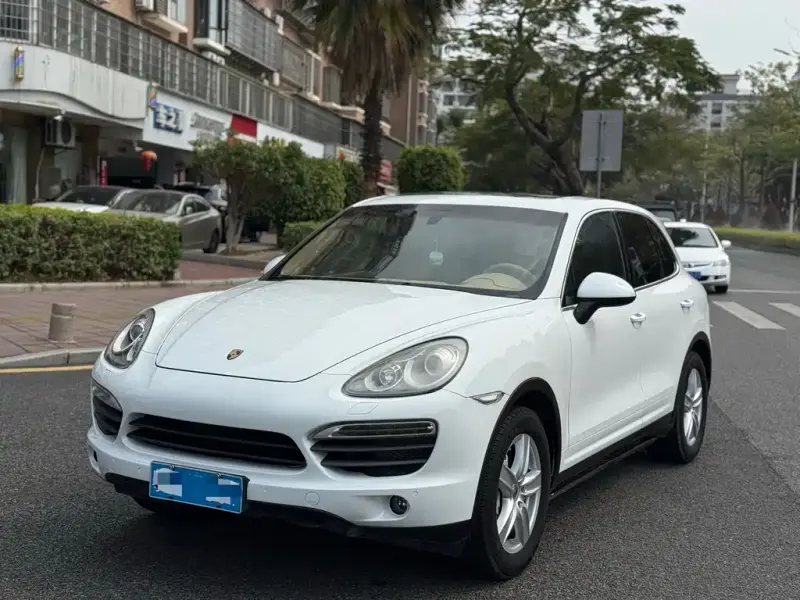 Porsche Cayenne, 2014