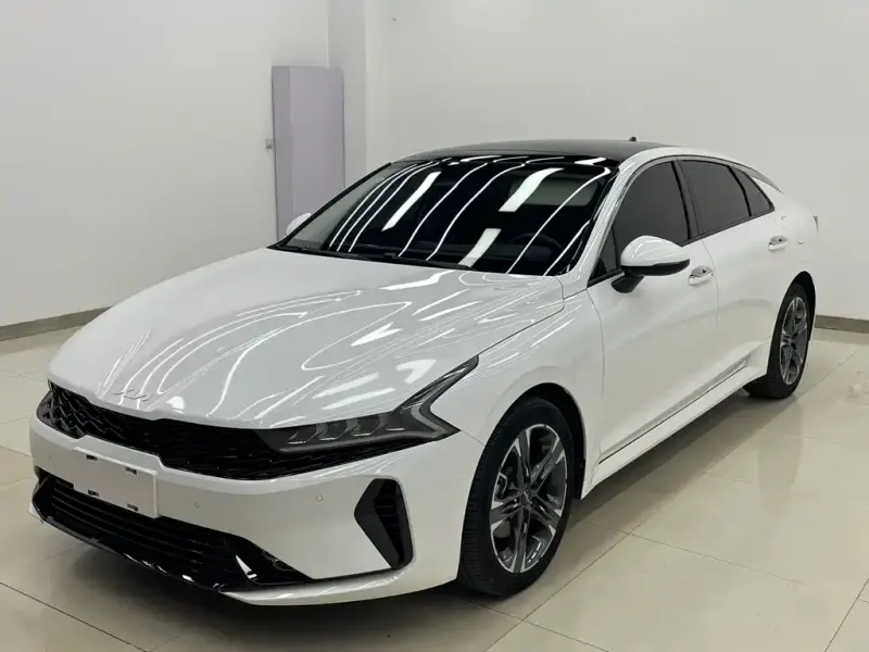 Kia K5, 2022