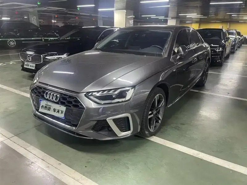 Audi A4L, 2021