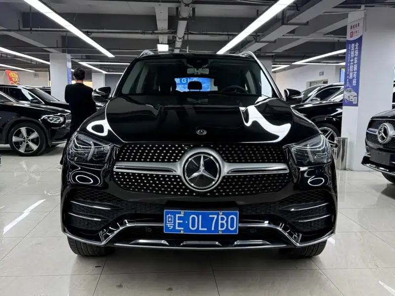 Mercedes-Benz GLE( ), 2020 — фото 1