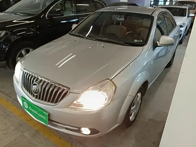 Buick Excelle, 2015