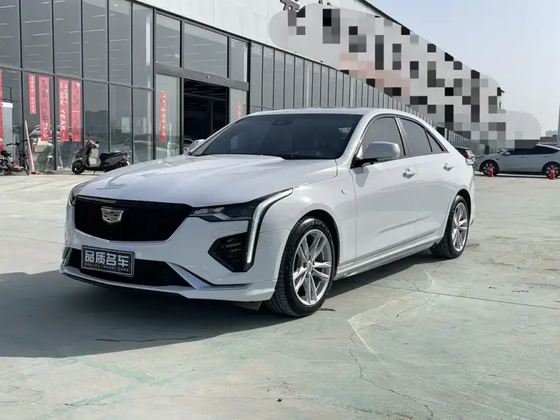 Cadillac CT4, 2022