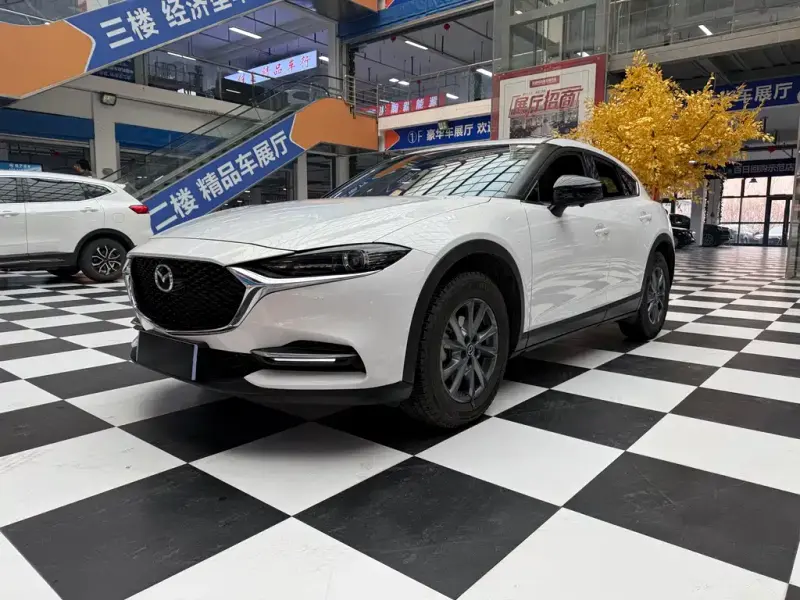 Mazda CX-4, 2023