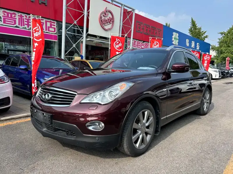 Infiniti EX, 2013