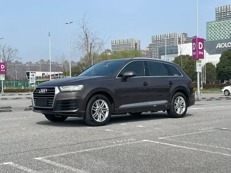 Audi Q7, 2016 — фото 1