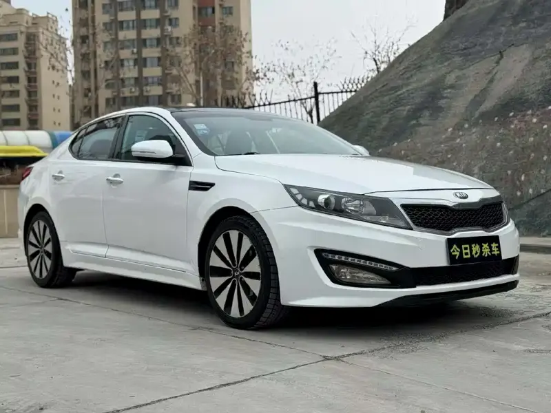 Kia K5, 2013