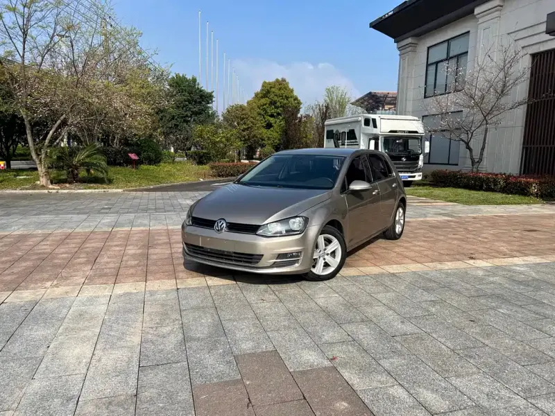 Volkswagen Golf, 2016