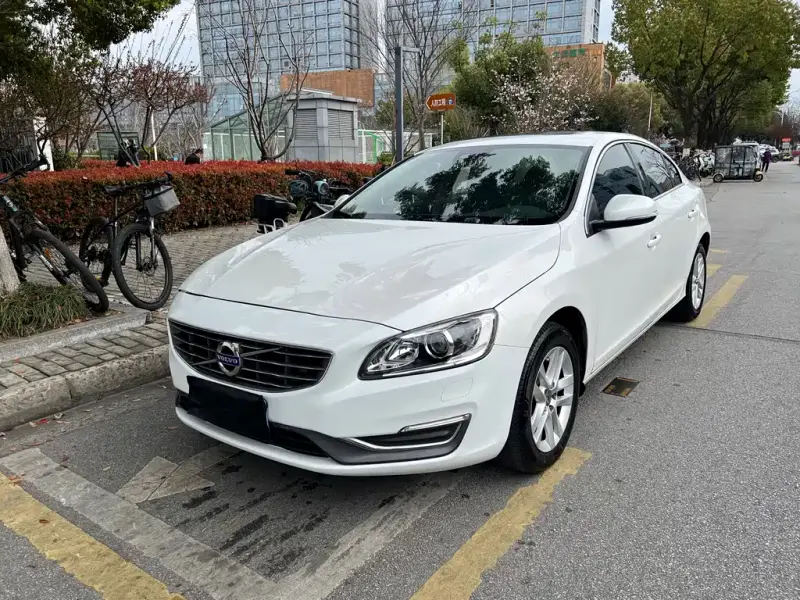 Volvo S60, 2016