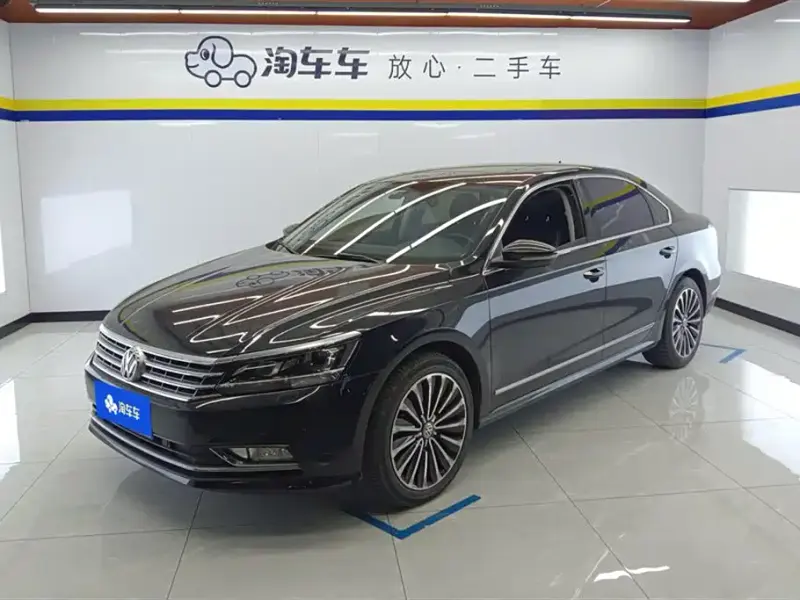 Volkswagen Passat, 2017 — фото 1