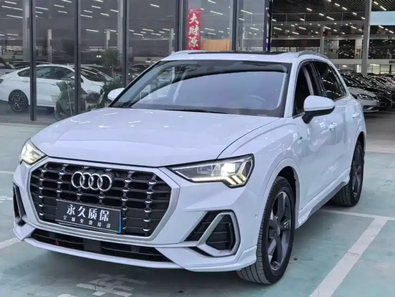 Audi Q3, 2021