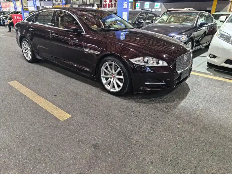 Jaguar XJ, 2014
