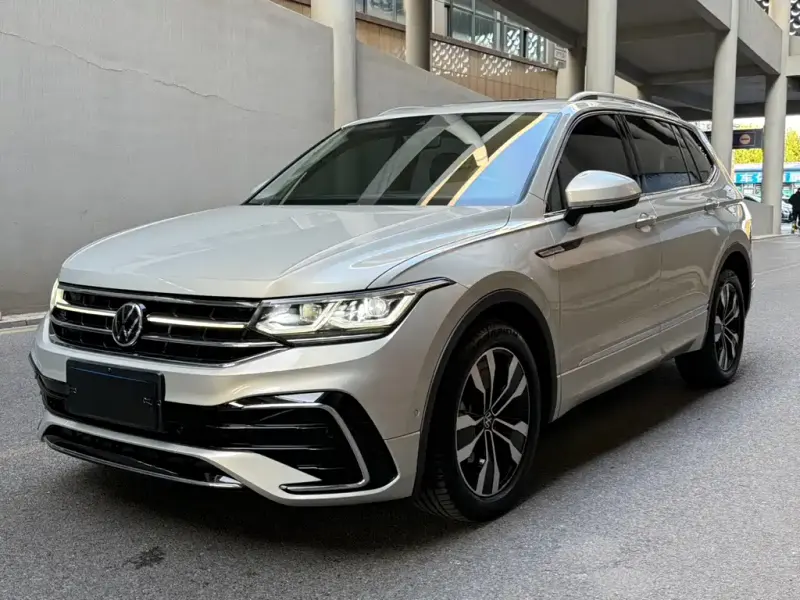 Volkswagen Tiguan L, 2021