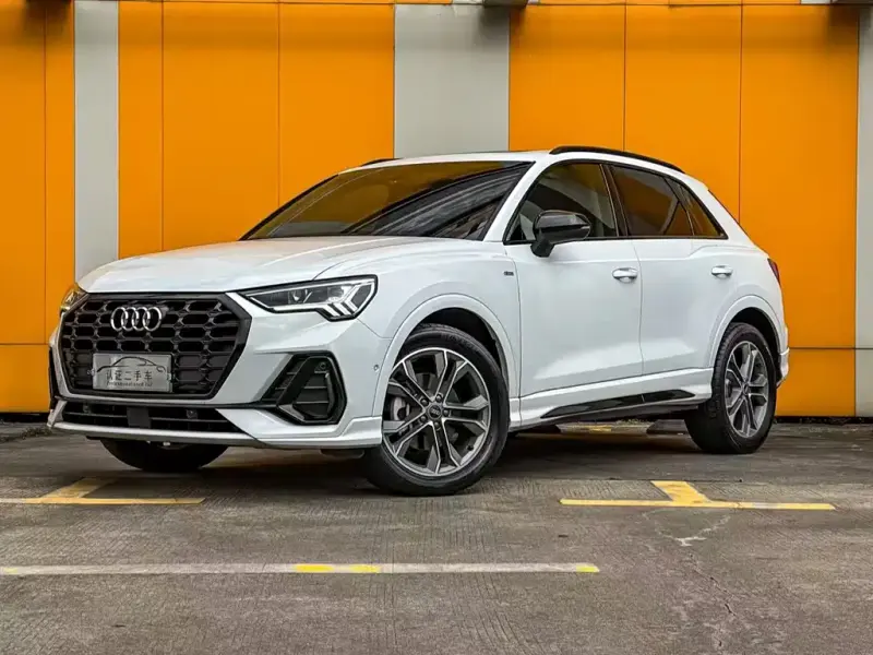 Audi Q3, 2022