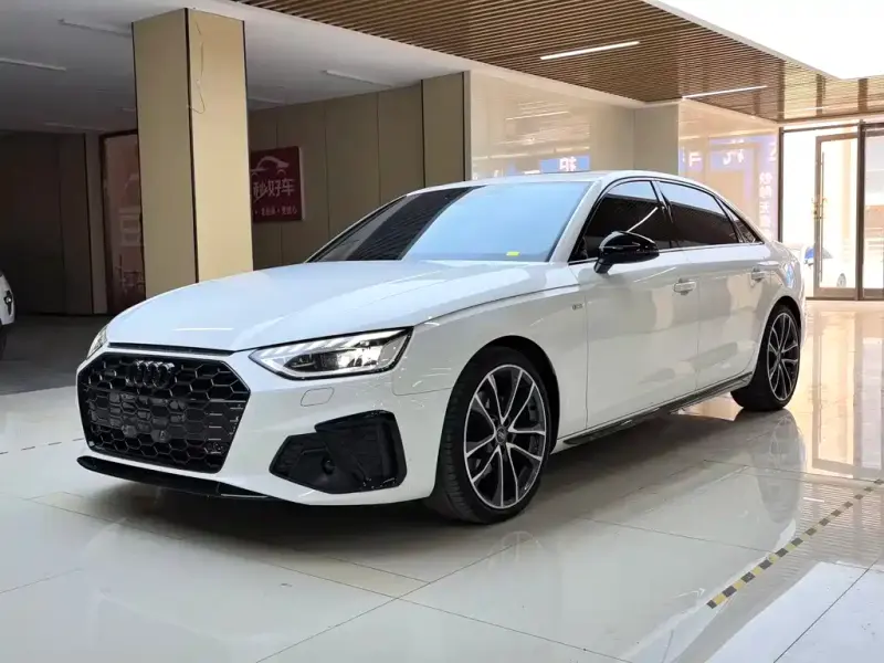 Audi A4L, 2023