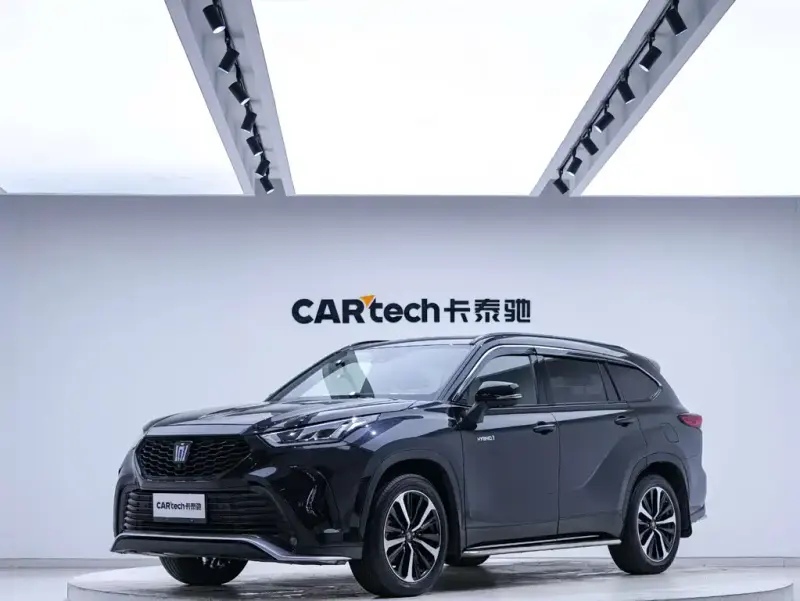 Toyota Crown Kluger, 2022