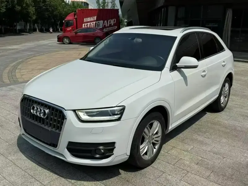 Audi Q3, 2015